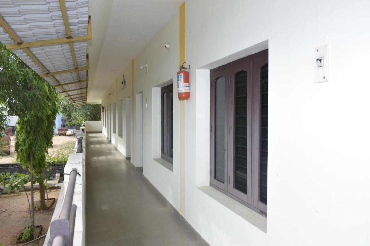 מלון פונדיצ'רי Rani Residency מראה חיצוני תמונה